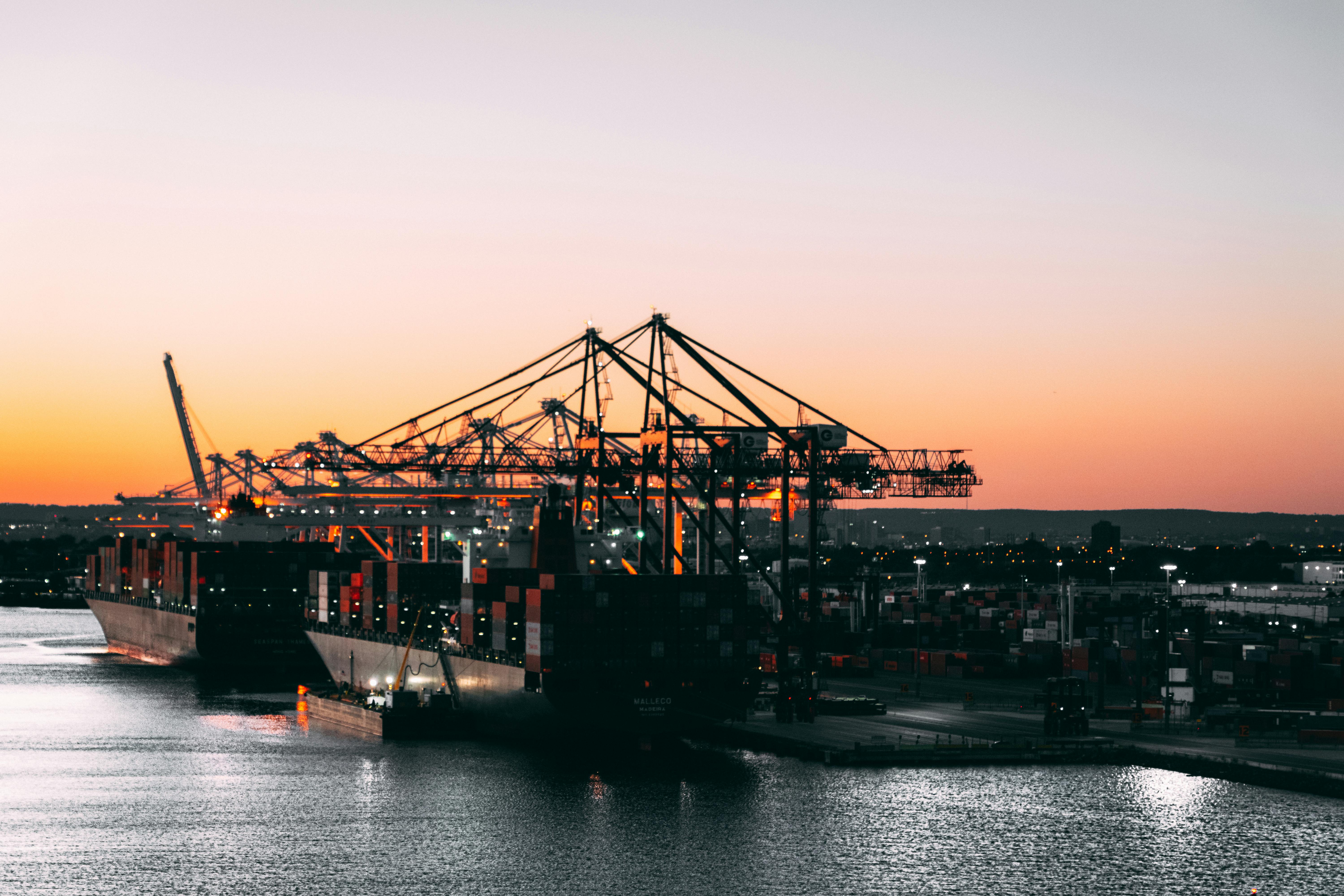 Votre partenaire de confiance pour le transit et la logistique internationale